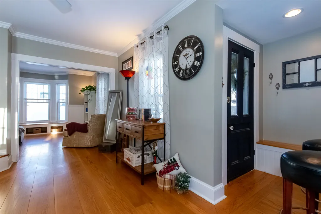 4 Hill Street Dover NH 03820