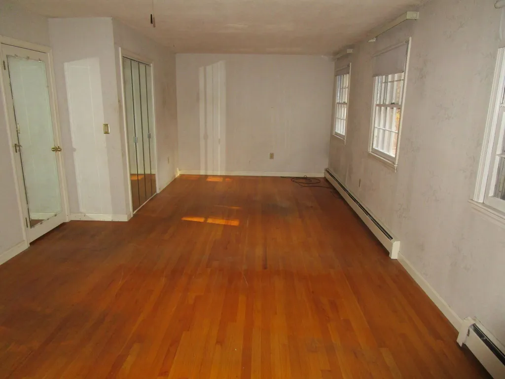 21 Brook Road Litchfield NH 03052