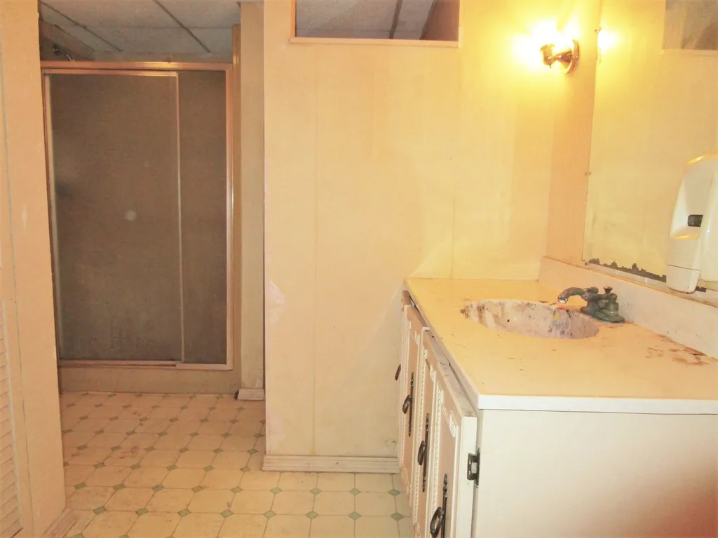 21 Brook Road Litchfield NH 03052