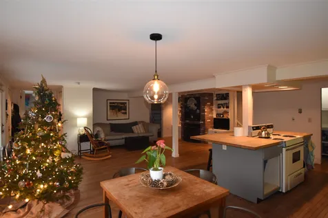 21 Evergreen Lane Middlebury VT 05753