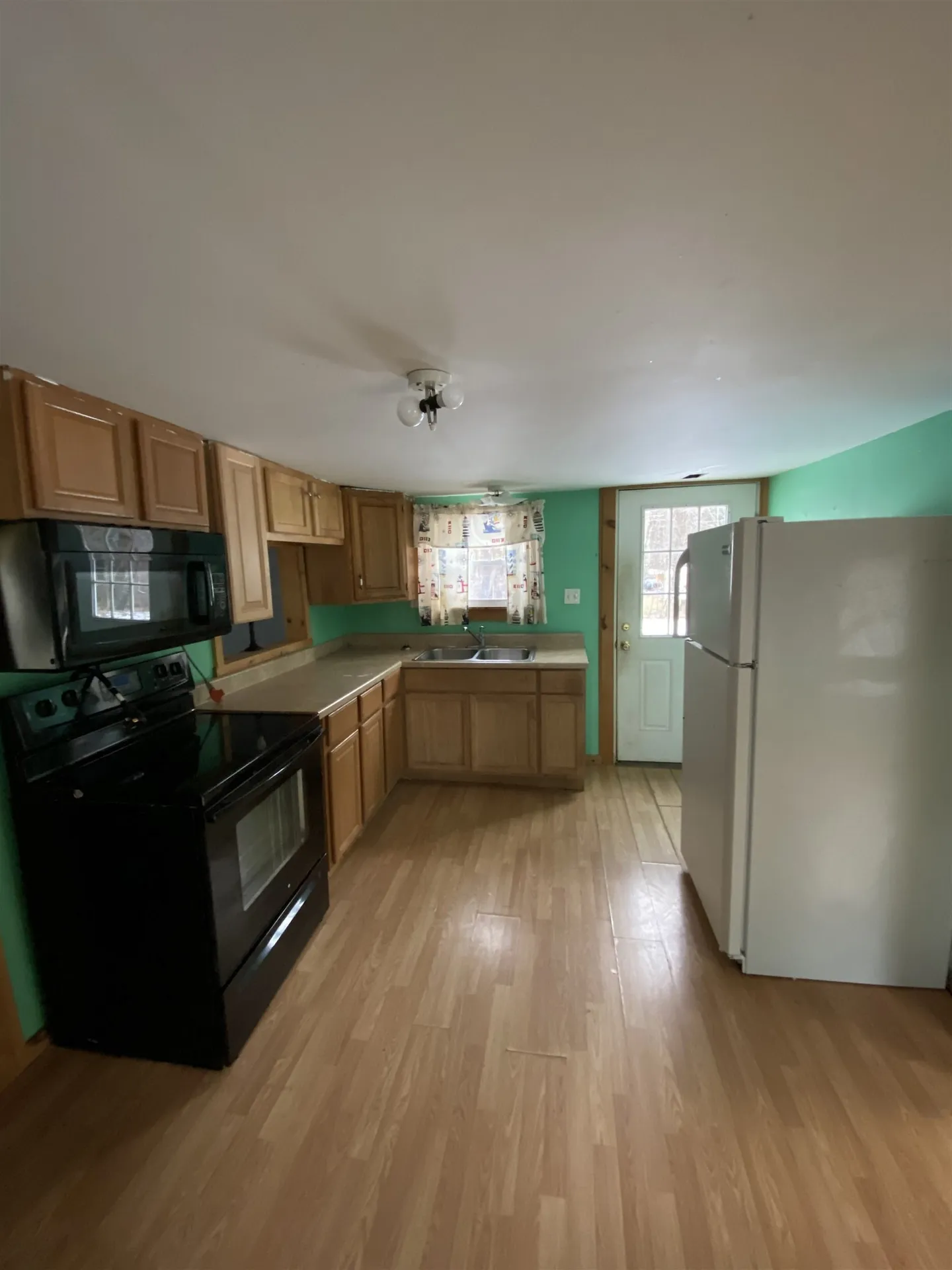 286 Pickering Road Rochester NH 03867