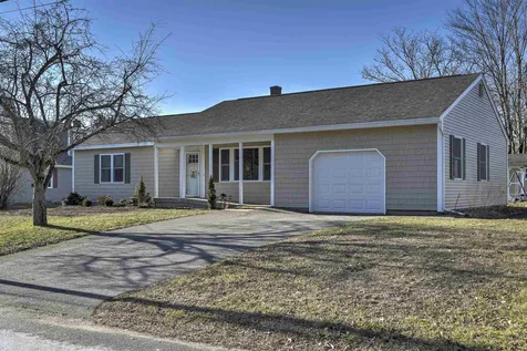 40 Allen Court Keene NH 03431