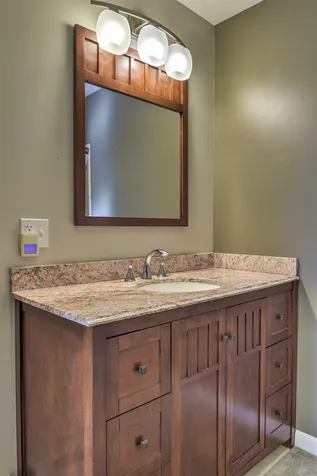 40 Allen Court Keene NH 03431