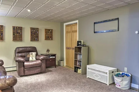 40 Allen Court Keene NH 03431