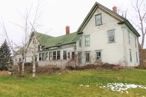 281 Park Street Barton VT 05822