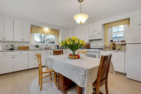 4 Gill Street Exeter NH 03833