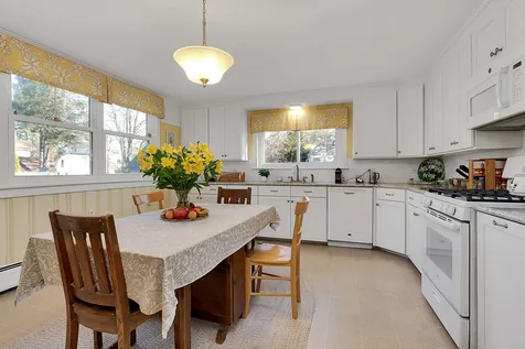 4 Gill Street Exeter NH 03833