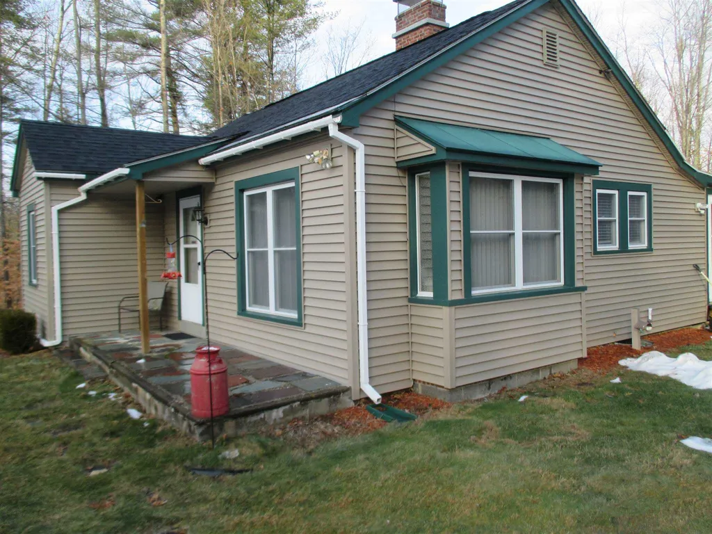 491 White Oaks Road Laconia NH 03246