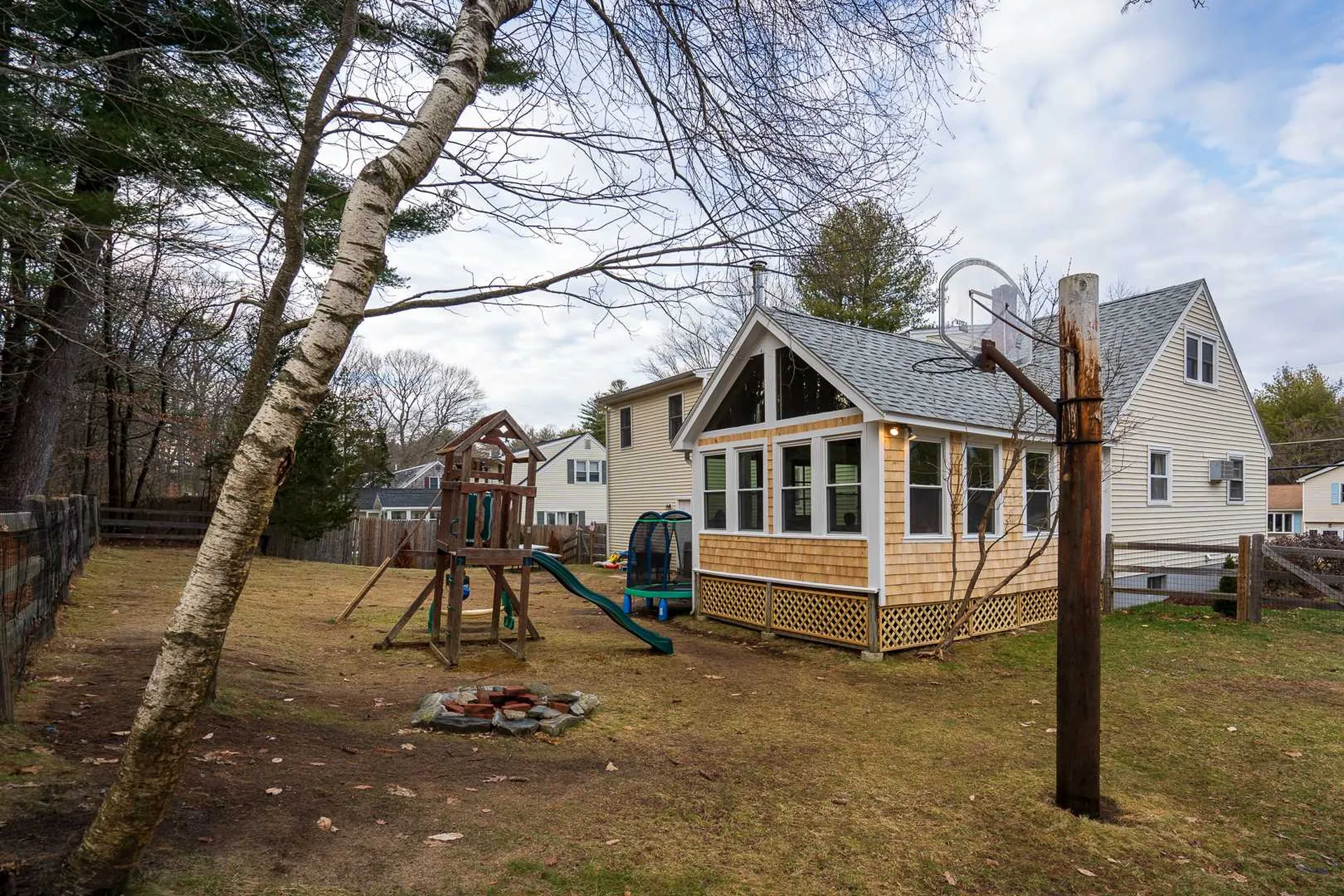8 Gary Lane Exeter NH 03833