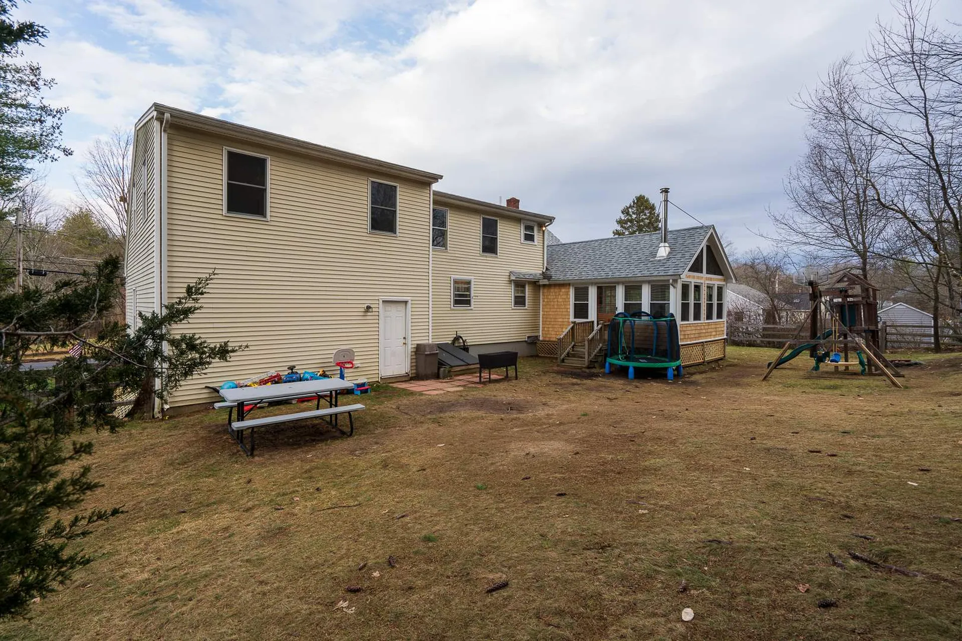 8 Gary Lane Exeter NH 03833