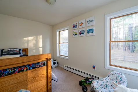 8 Gary Lane Exeter NH 03833