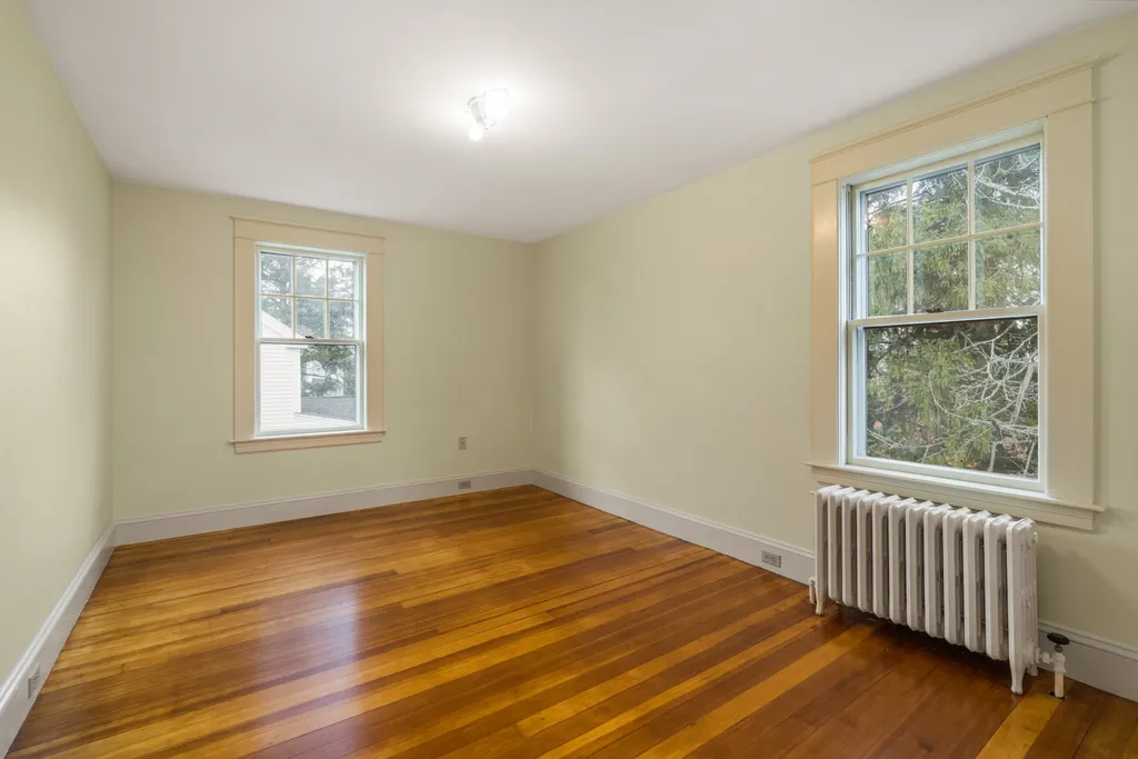 179 Woodbury Avenue Portsmouth NH 03801