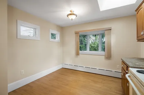 179 Woodbury Avenue Portsmouth NH 03801