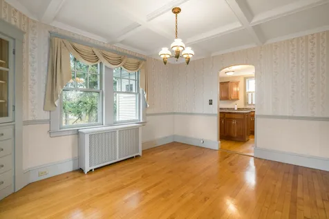 179 Woodbury Avenue Portsmouth NH 03801
