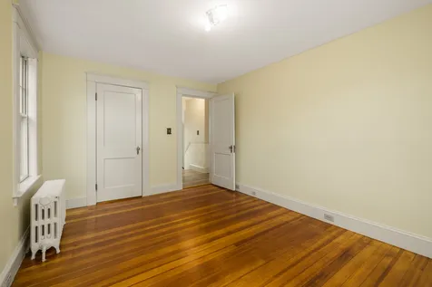 179 Woodbury Avenue Portsmouth NH 03801