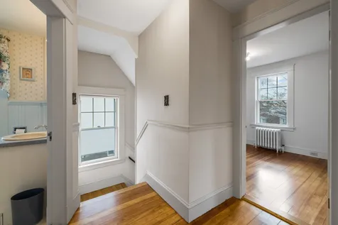 179 Woodbury Avenue Portsmouth NH 03801