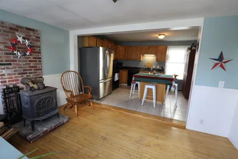 10 Magnolia Lane Exeter NH 03833
