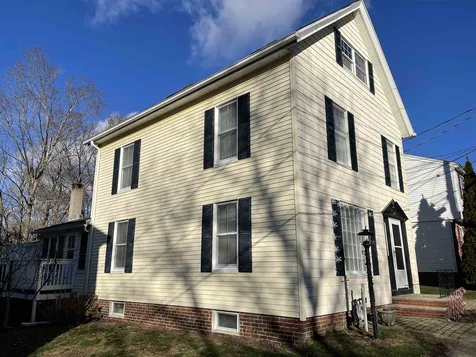 10 Magnolia Lane Exeter NH 03833