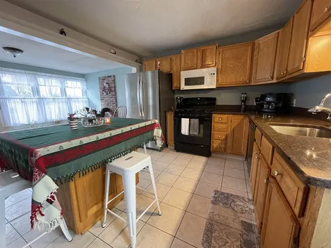 10 Magnolia Lane Exeter NH 03833
