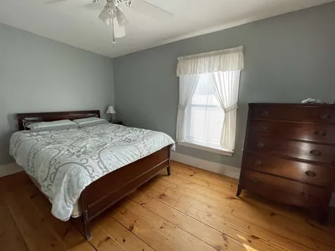 10 Magnolia Lane Exeter NH 03833