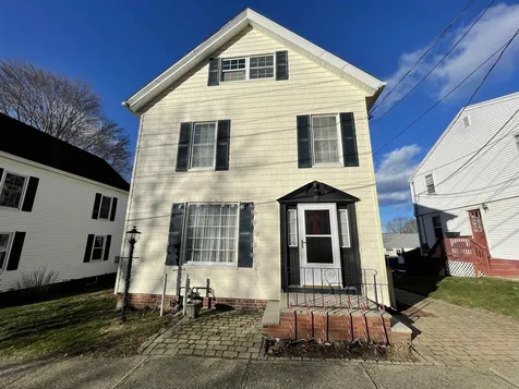 10 Magnolia Lane Exeter NH 03833