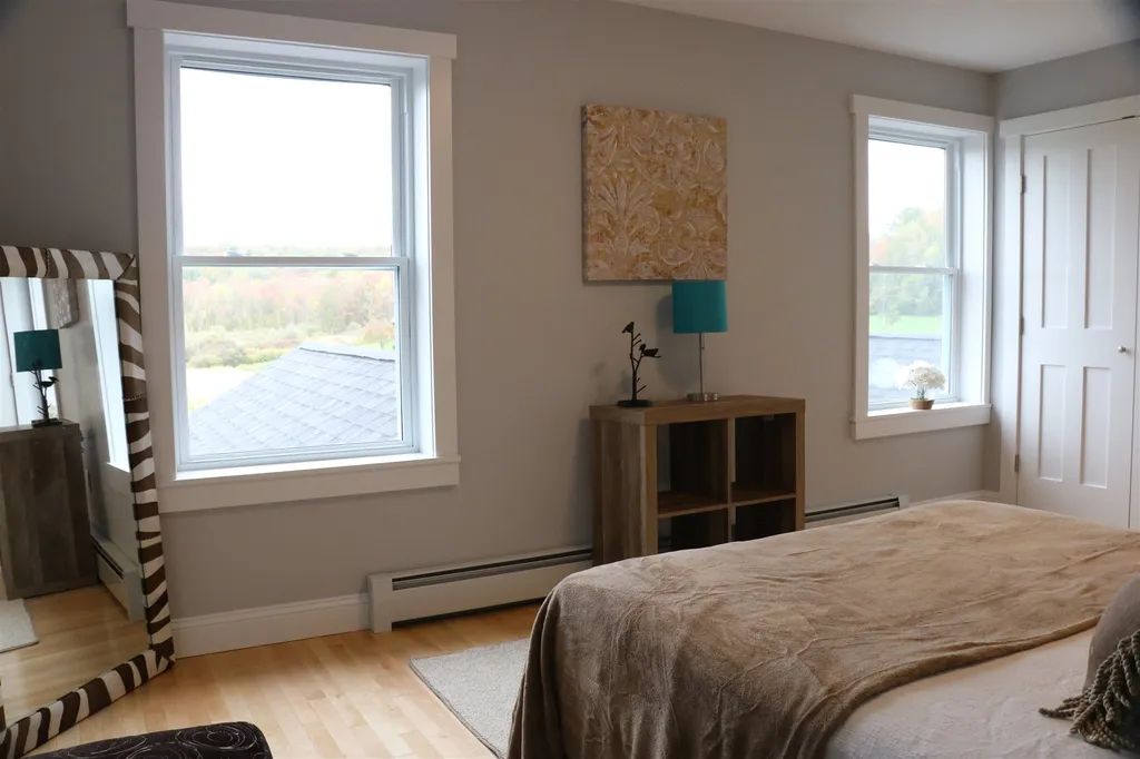 33 Clover Lane Hinesburg VT 05461