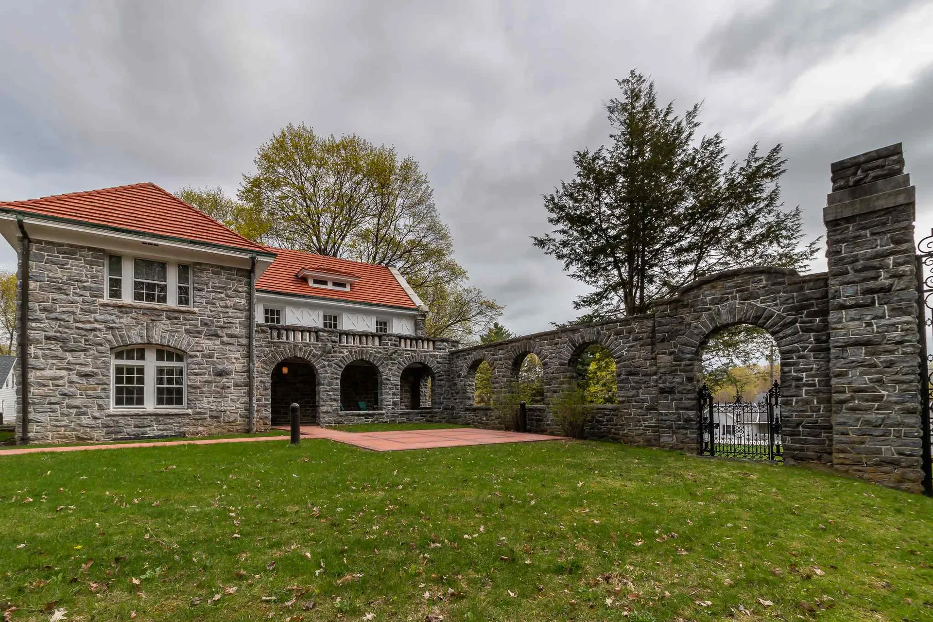 897 Monument Avenue Bennington VT 05201