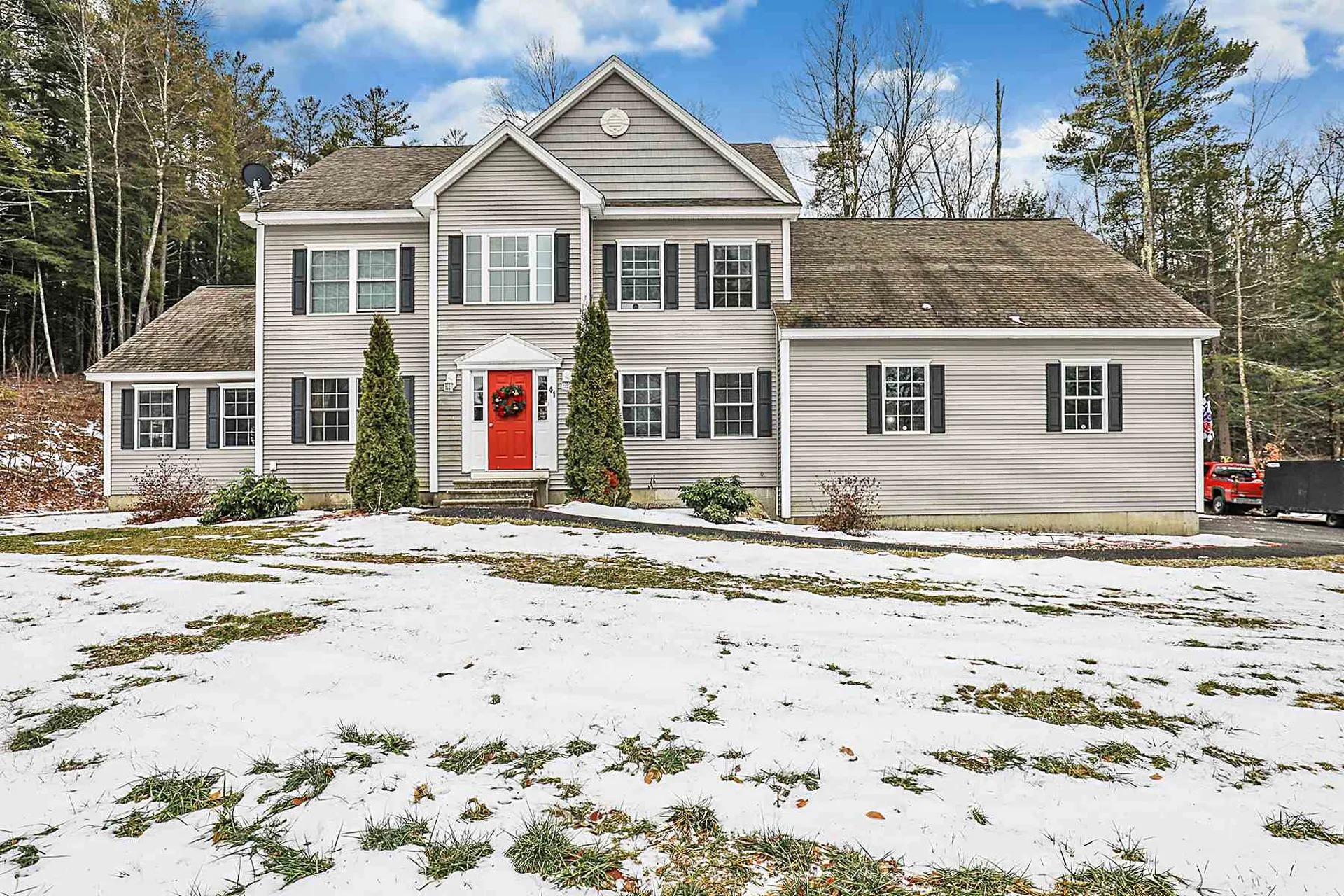 41 Christian Farm Drive New Boston NH 03070