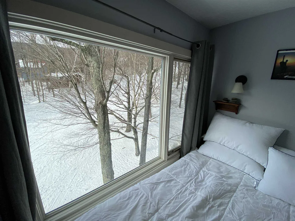 25 Trailside Drive Warren VT 05674