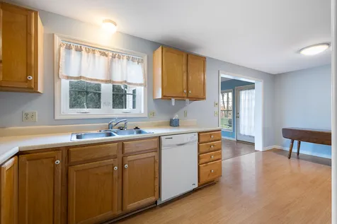 37 Lexington Court Hudson NH 03051