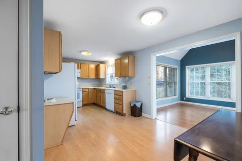 37 Lexington Court Hudson NH 03051