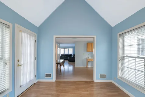 37 Lexington Court Hudson NH 03051