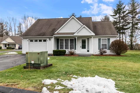 37 Lexington Court Hudson NH 03051
