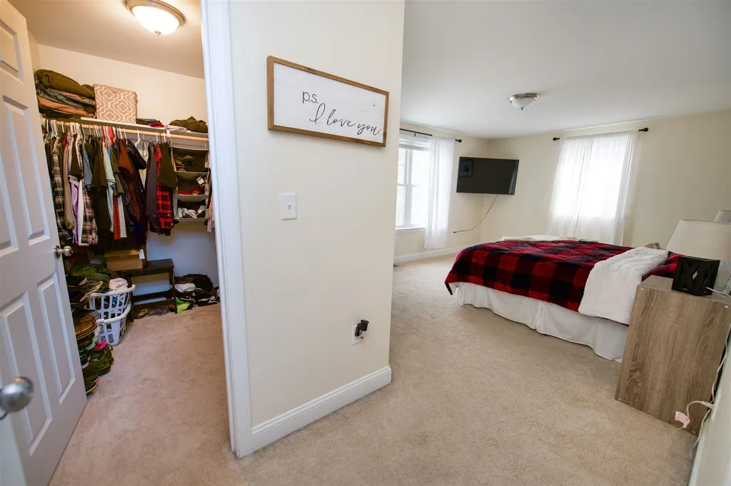 5 Aruda Road Sandown NH 03873