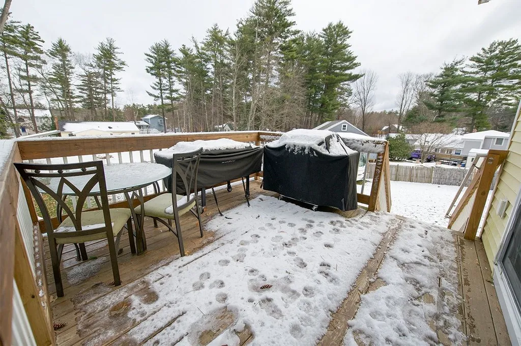 5 Aruda Road Sandown NH 03873