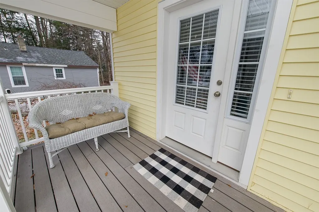 5 Aruda Road Sandown NH 03873