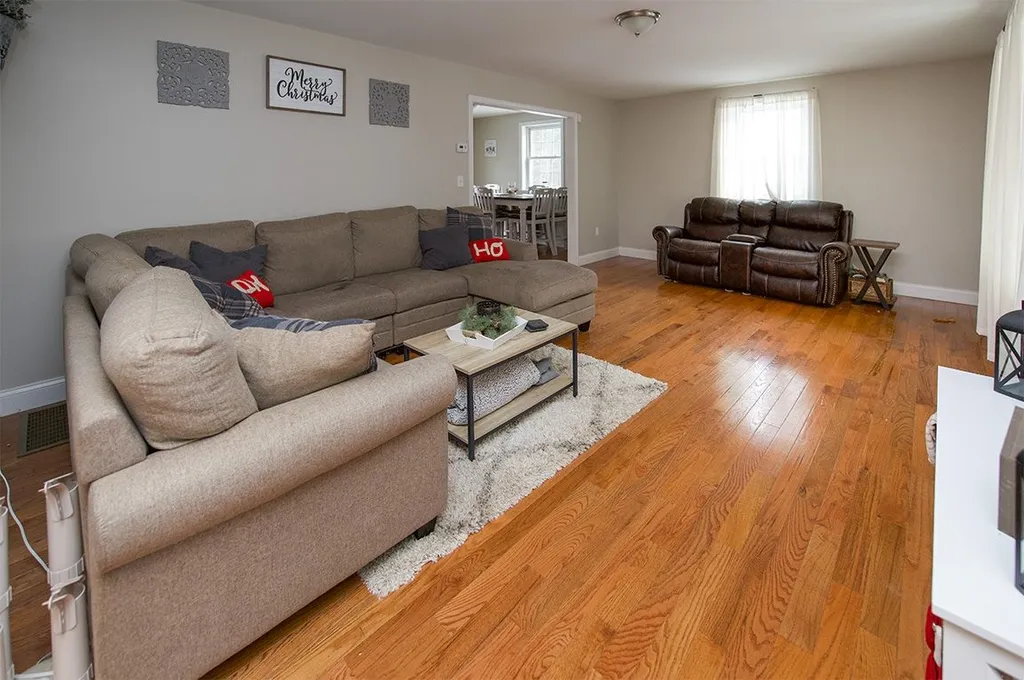 5 Aruda Road Sandown NH 03873