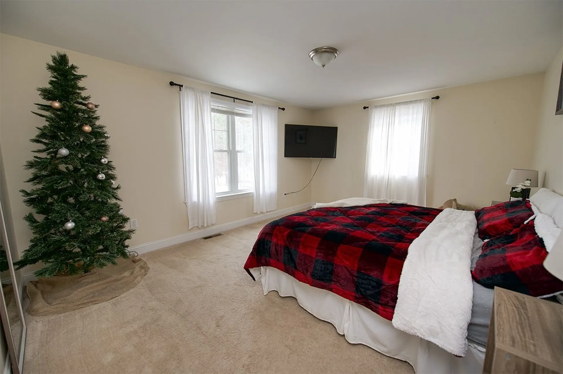 5 Aruda Road Sandown NH 03873