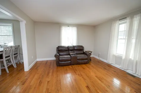 5 Aruda Road Sandown NH 03873
