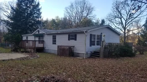 17 Westport Village Road Winchester NH 03470