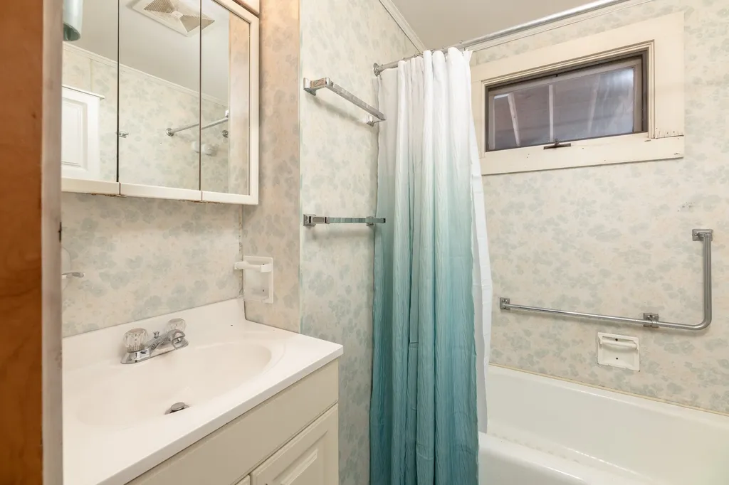 46 Circle Drive Meredith NH 03253