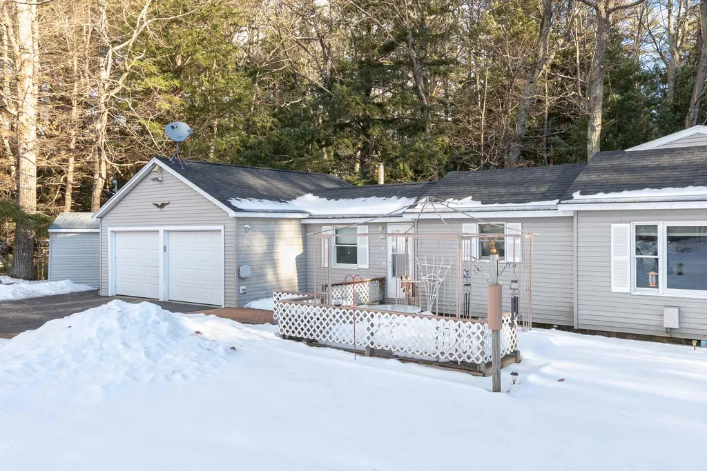 46 Circle Drive Meredith NH 03253