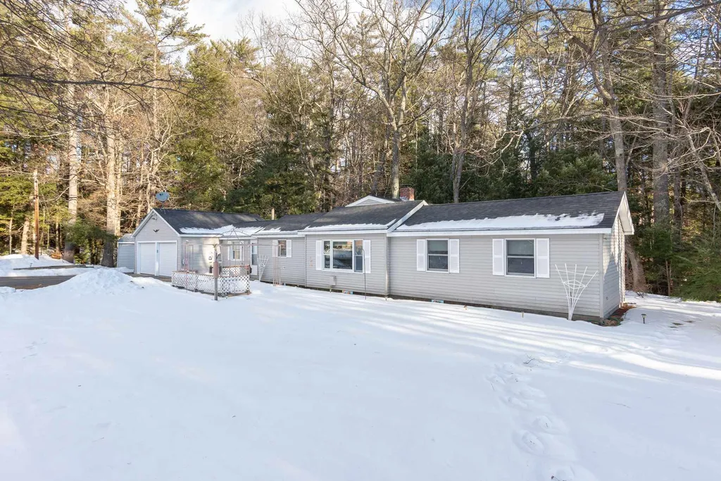 46 Circle Drive Meredith NH 03253