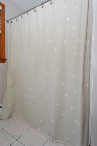16 Beacon Hill Road Derry NH 03038-4380