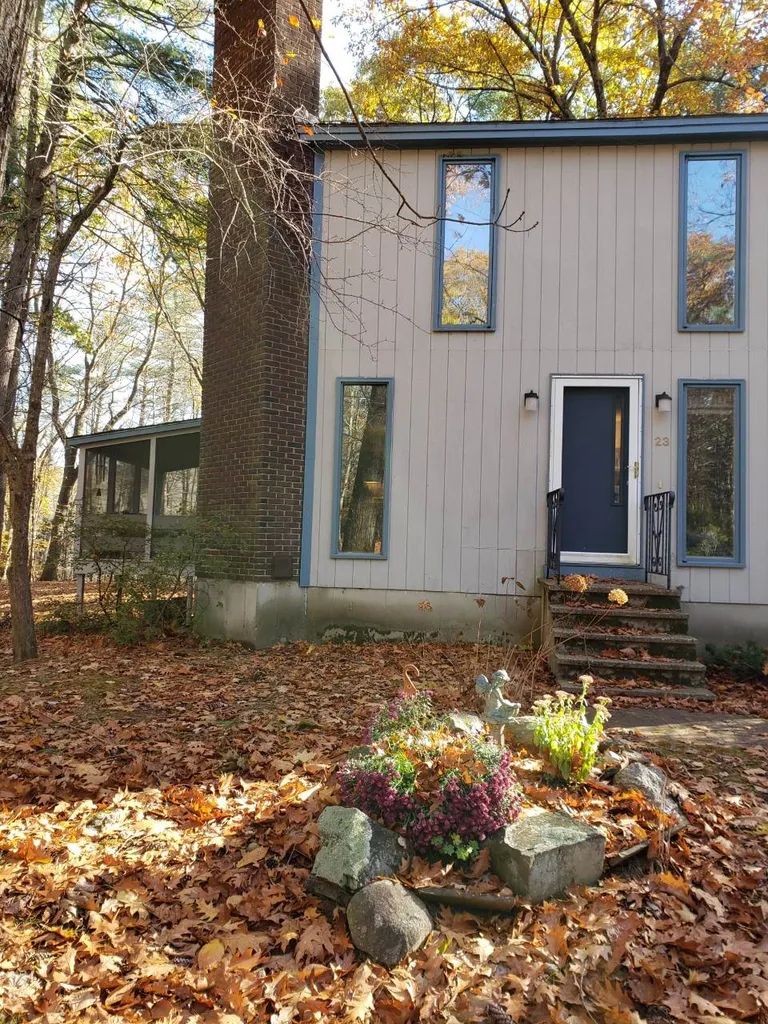 23 Granger Drive Lee NH 03861