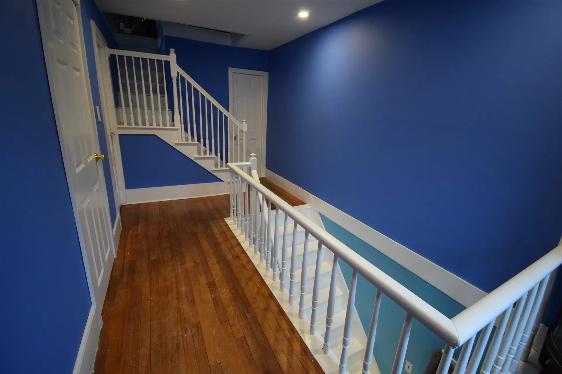 27 West Main Street Newton NH 03858