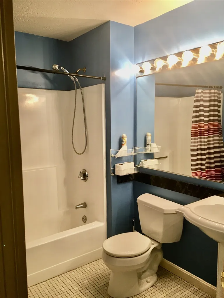 5 Timberwood Drive Goffstown NH 03045