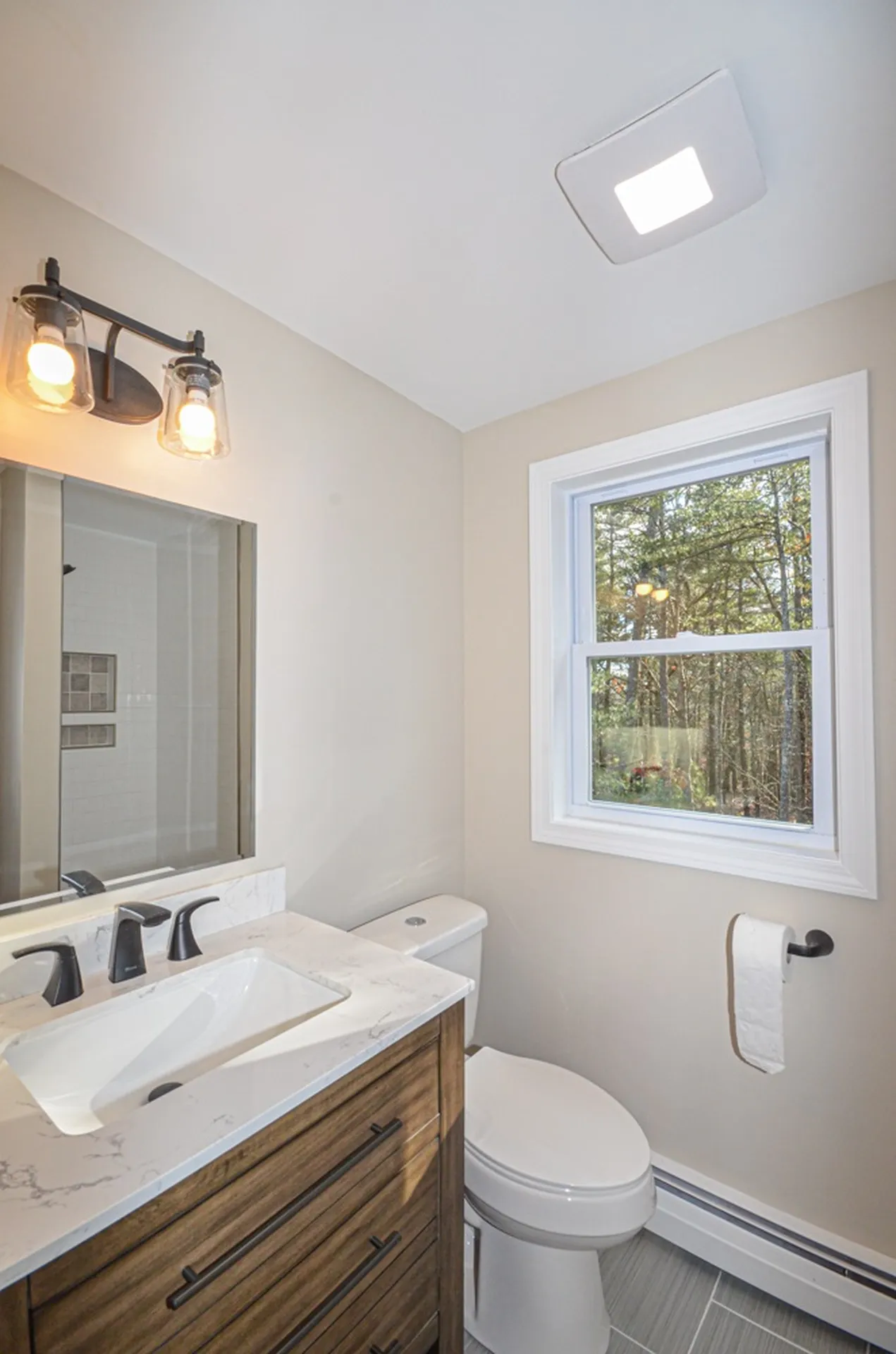 6 Wimbledon Drive Londonderry NH 03053