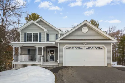 92 Lilac Court Manchester NH 03103