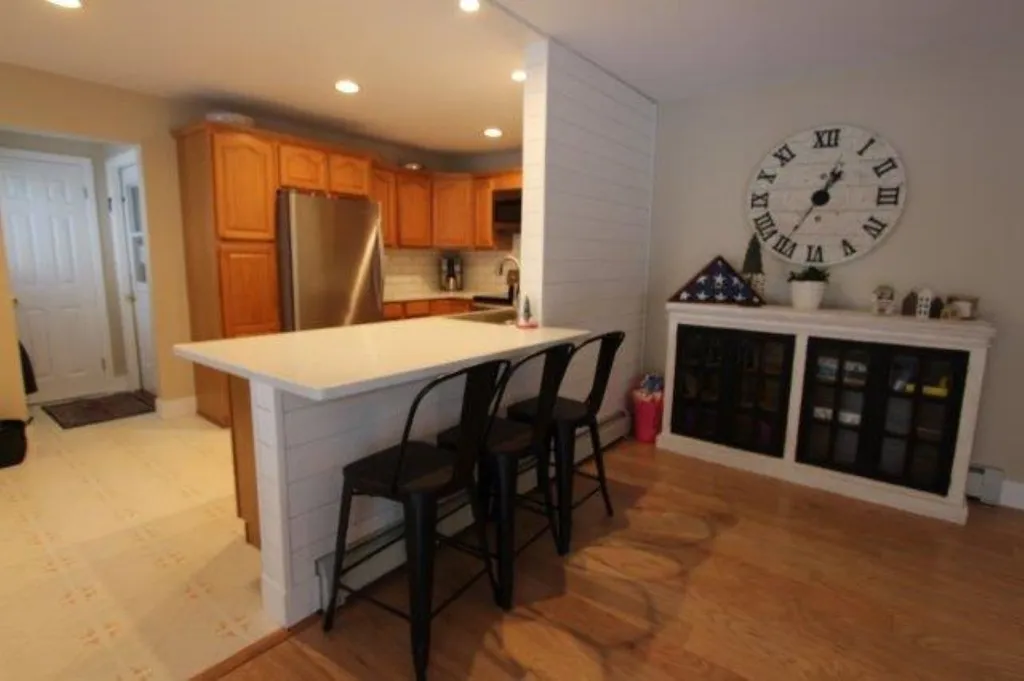87 Robin Road Colchester VT 05446